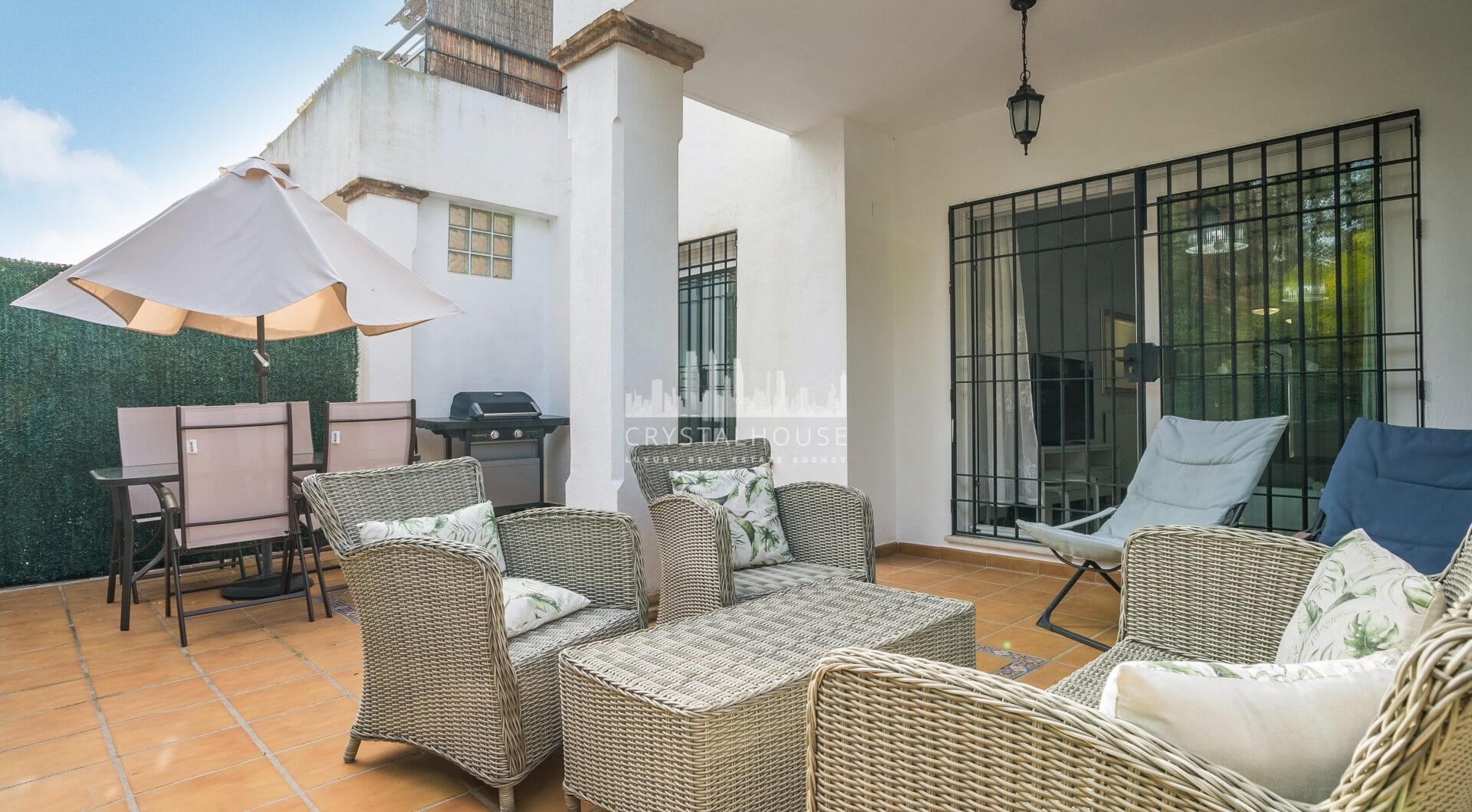 Ground floor apartment in Señorio de Gonzaga, Nueva Andalucía, Marbella