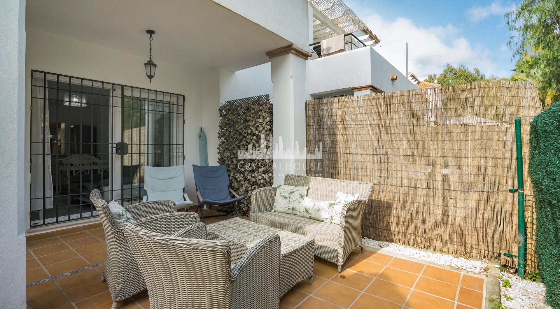 Ground floor apartment in Señorio de Gonzaga, Nueva Andalucía, Marbella