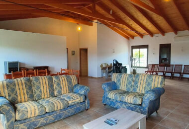 Beautiful, large country villa with beautiful sea views