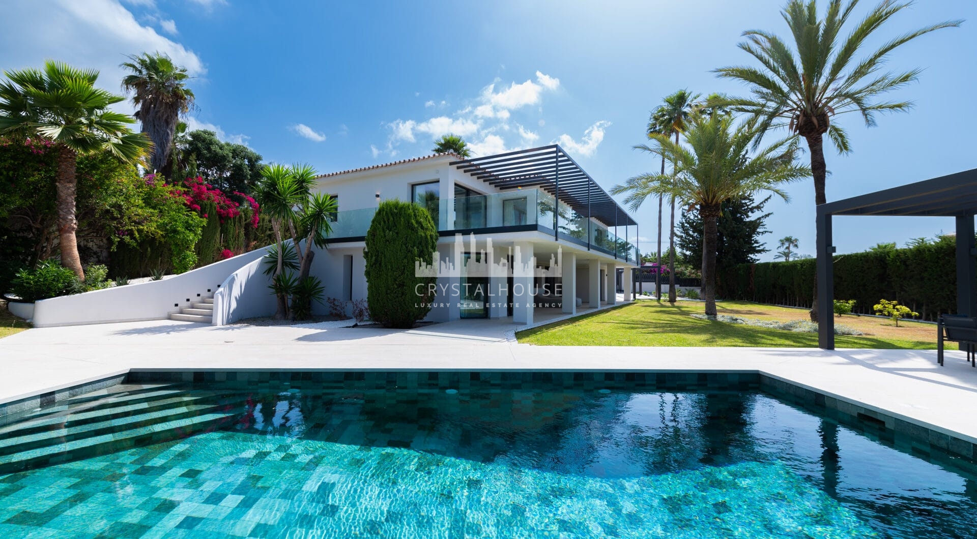 Stunning villa in Sierra Blanca, Marbella