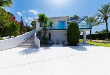 Stunning villa in Sierra Blanca, Marbella