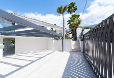 Stunning villa in Sierra Blanca, Marbella