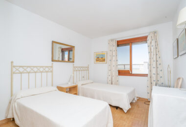 Estepona, penthouse, first line, beachfront, sea views, 4 bedroom, luxury