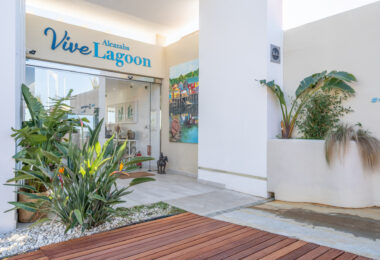 Beautiful new renovated apartment with a large garden in Alcazaba Lagoon