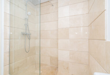 Beautiful new renovated apartment with a large garden in Alcazaba Lagoon
