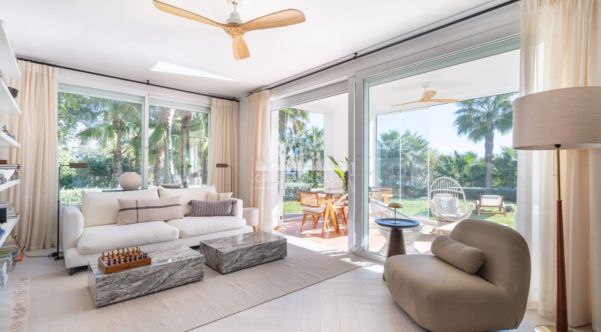 Beautiful new renovated apartment with a large garden in Alcazaba Lagoon