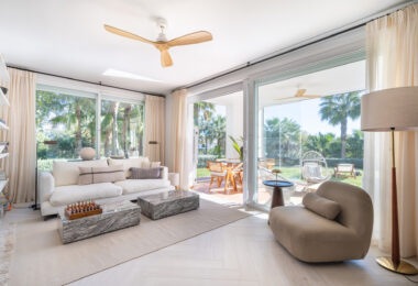 Beautiful new renovated apartment with a large garden in Alcazaba Lagoon