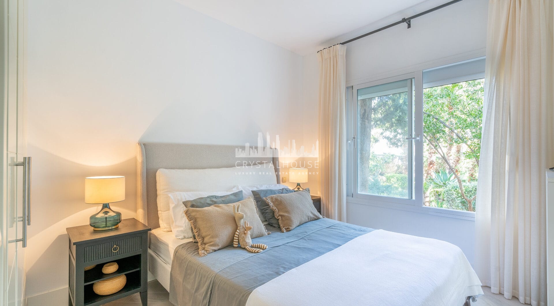 Beautiful new renovated apartment with a large garden in Alcazaba Lagoon