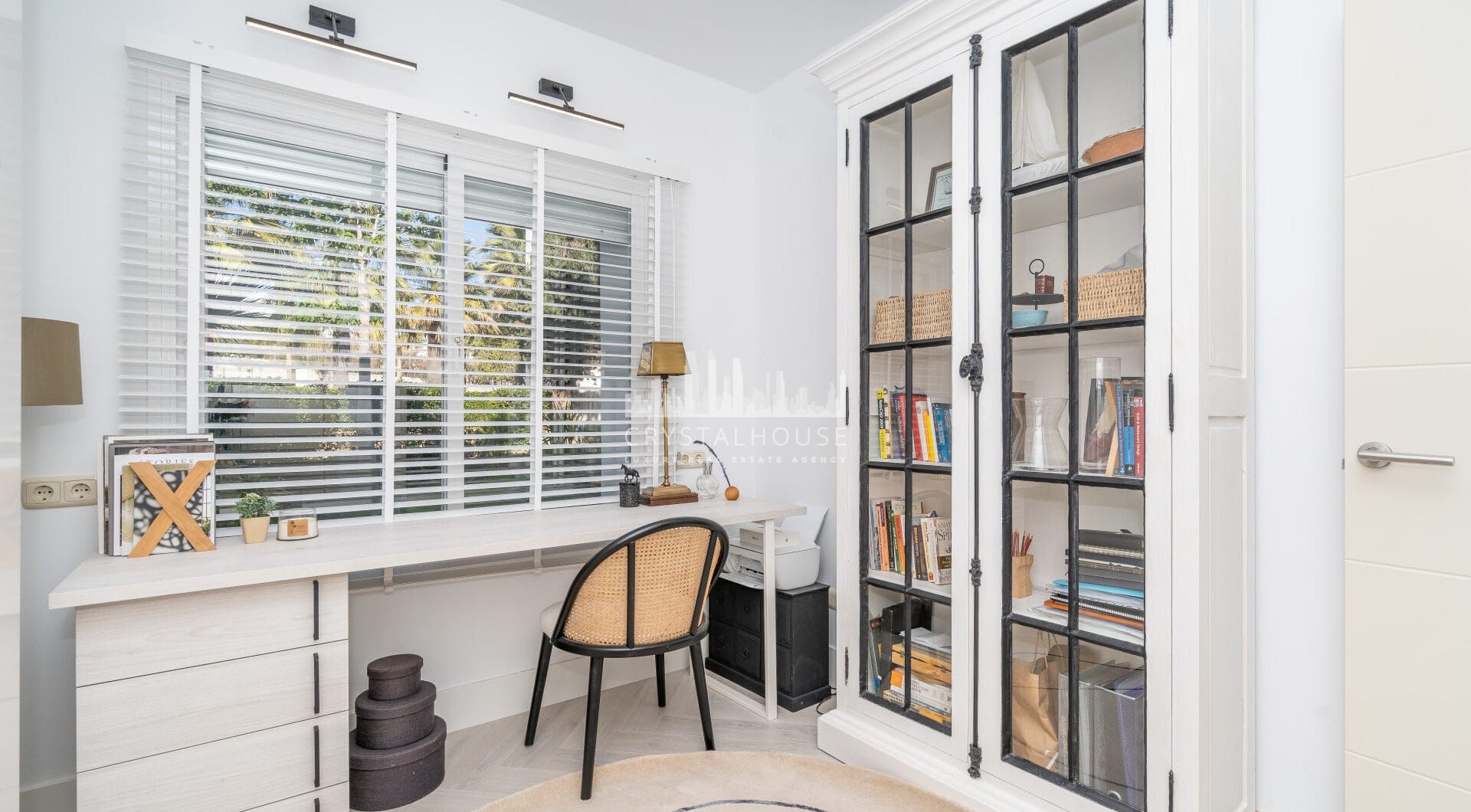 Beautiful new renovated apartment with a large garden in Alcazaba Lagoon