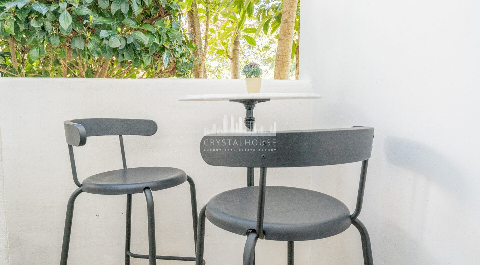 Beautiful new renovated apartment with a large garden in Alcazaba Lagoon