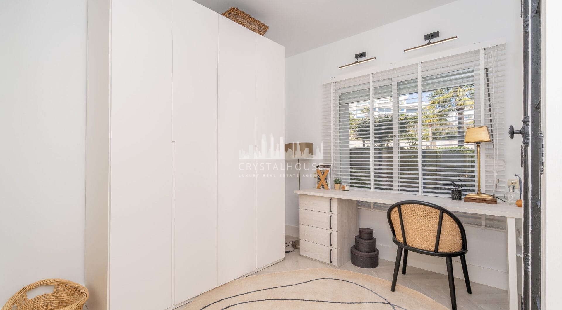 Beautiful new renovated apartment with a large garden in Alcazaba Lagoon