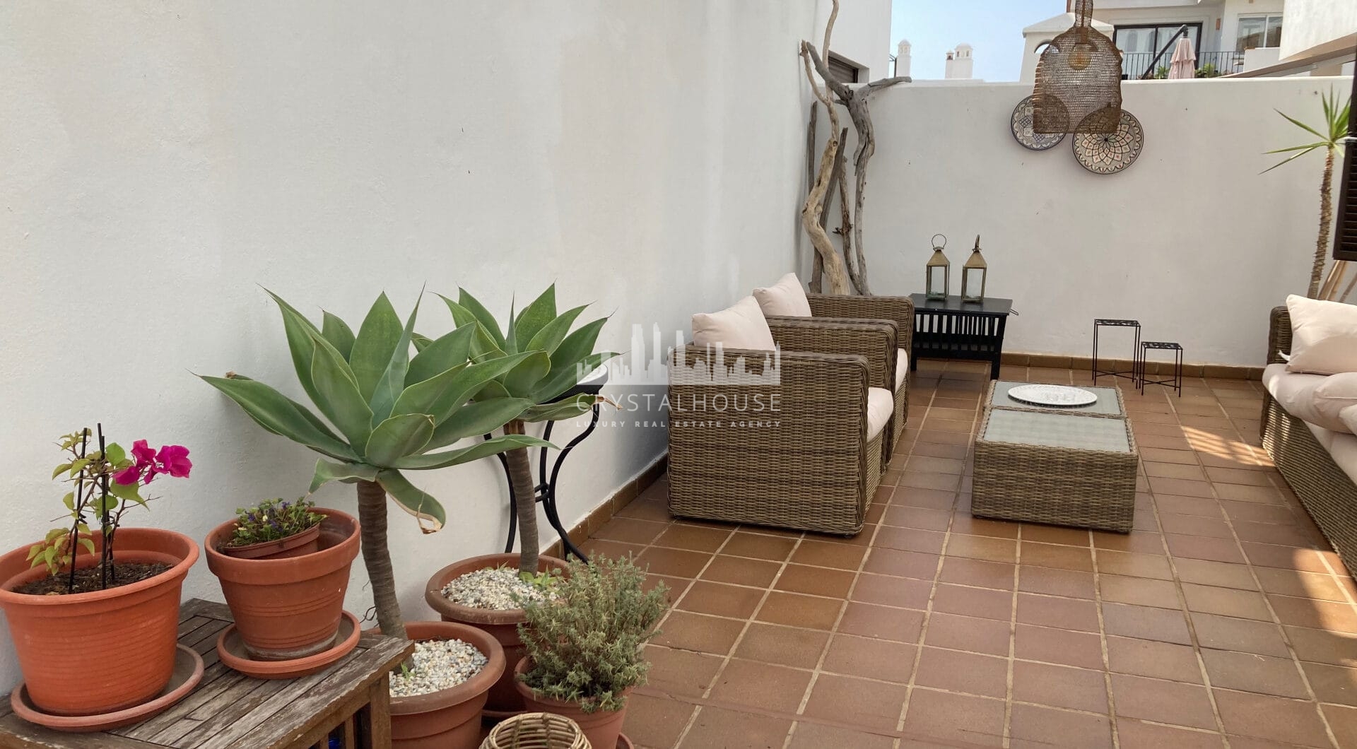 Frontline golf ground-floor apartment with stunning views in La Alcaidesa, near Sotogrande, Cadiz