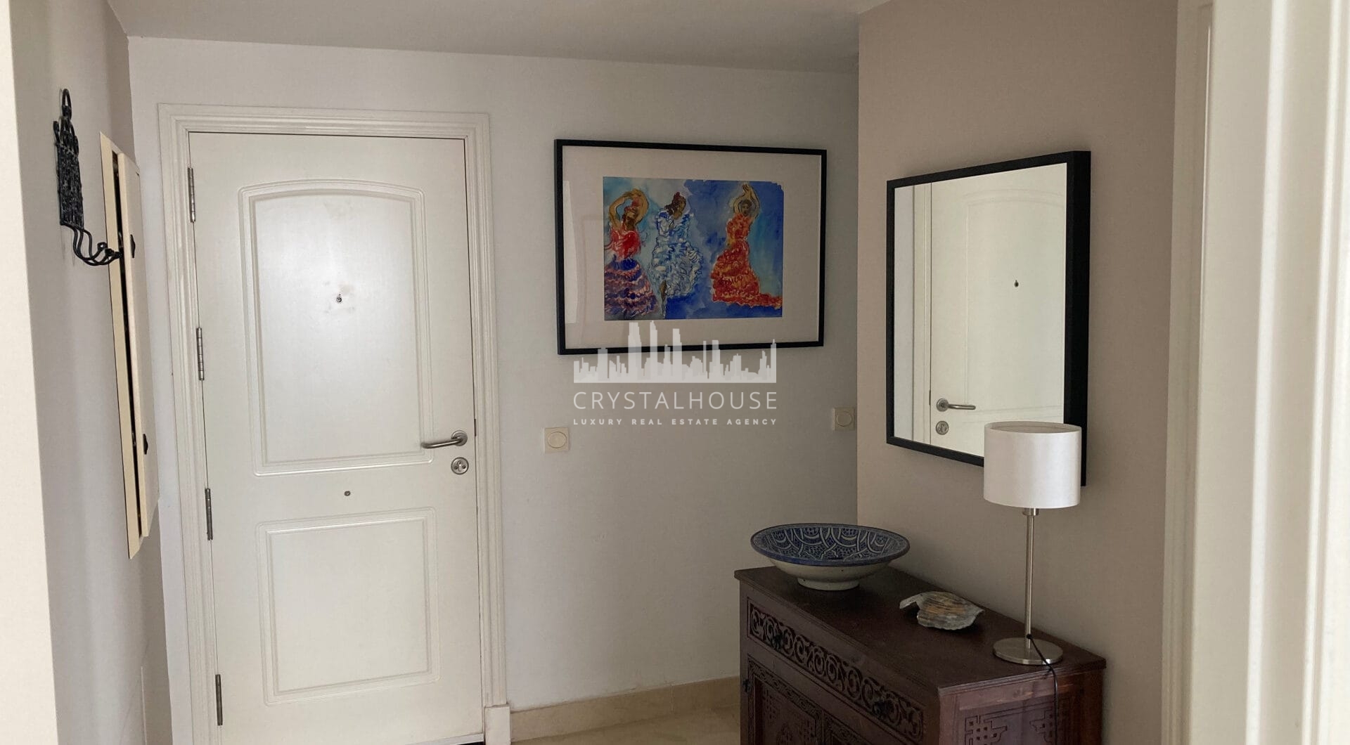 Frontline golf ground-floor apartment with stunning views in La Alcaidesa, near Sotogrande, Cadiz