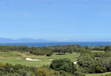 Frontline golf ground-floor apartment with stunning views in La Alcaidesa, near Sotogrande, Cadiz