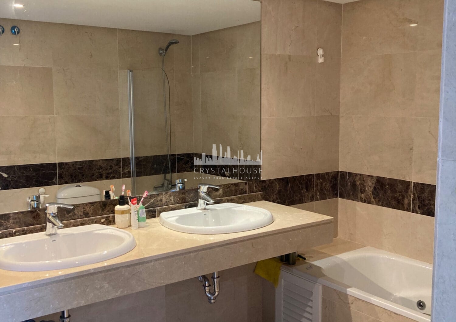 Frontline golf ground-floor apartment with stunning views in La Alcaidesa, near Sotogrande, Cadiz