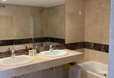 Frontline golf ground-floor apartment with stunning views in La Alcaidesa, near Sotogrande, Cadiz