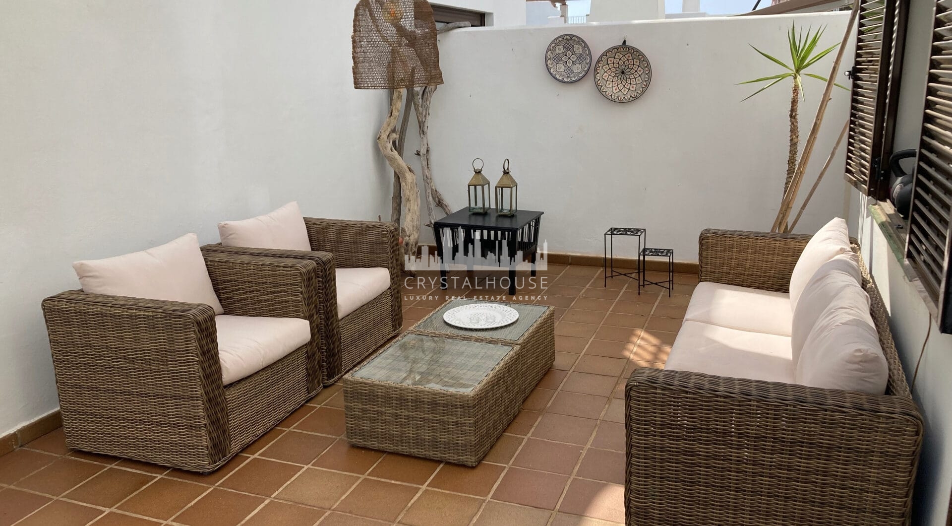 Frontline golf ground-floor apartment with stunning views in La Alcaidesa, near Sotogrande, Cadiz