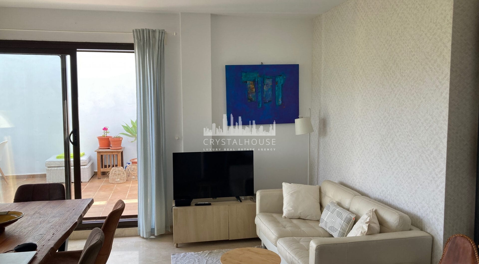Frontline golf ground-floor apartment with stunning views in La Alcaidesa, near Sotogrande, Cadiz