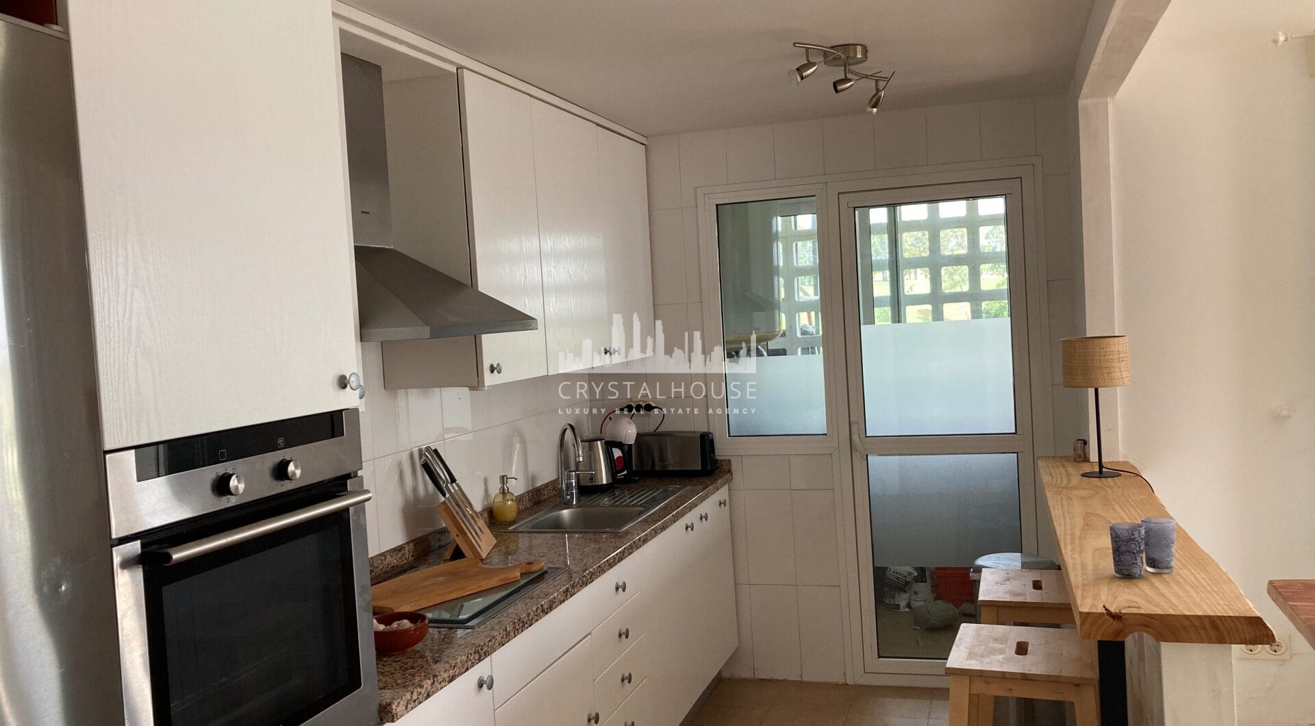 Frontline golf ground-floor apartment with stunning views in La Alcaidesa, near Sotogrande, Cadiz
