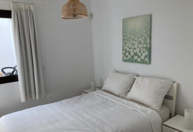 Frontline golf ground-floor apartment with stunning views in La Alcaidesa, near Sotogrande, Cadiz
