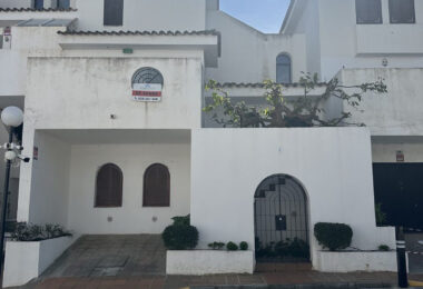 Beautiful Beachside Townhouse in Costalita/Estepona