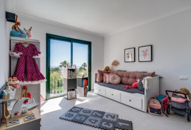 Luxury 3-Bedroom Apartment with Stunning Mediterranean Views