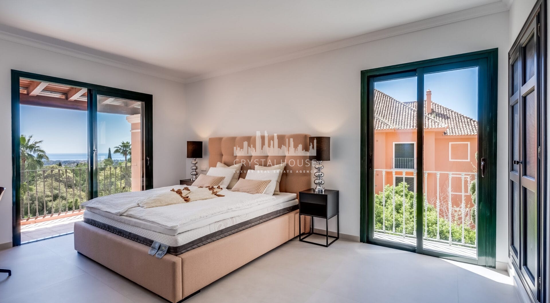 Luxury 3-Bedroom Apartment with Stunning Mediterranean Views