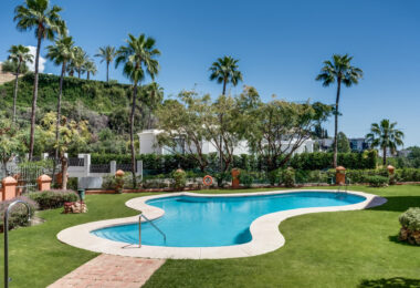 Luxury 3-Bedroom Apartment with Stunning Mediterranean Views
