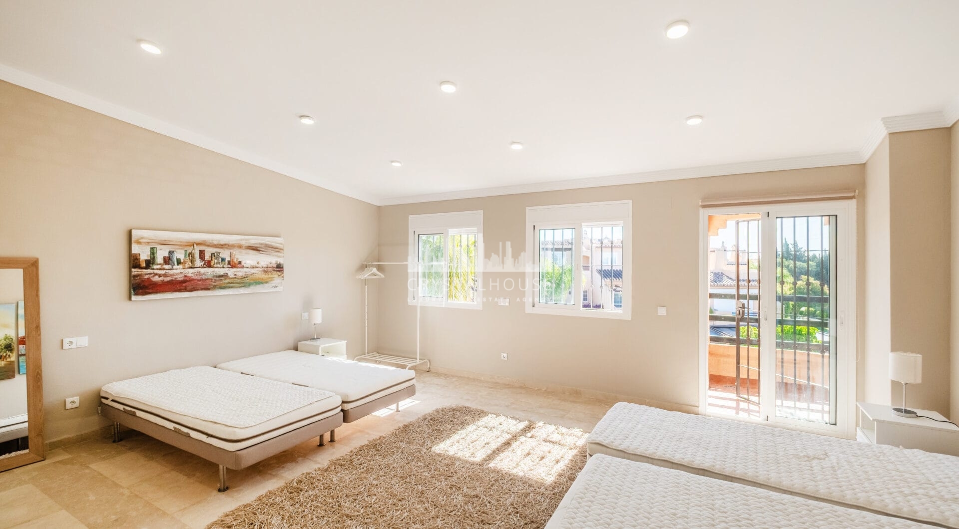 Spacious Townhouse in Oasis de Nagüeles with 4 Bedrooms and Garage – Potential for 5th Bedroom
