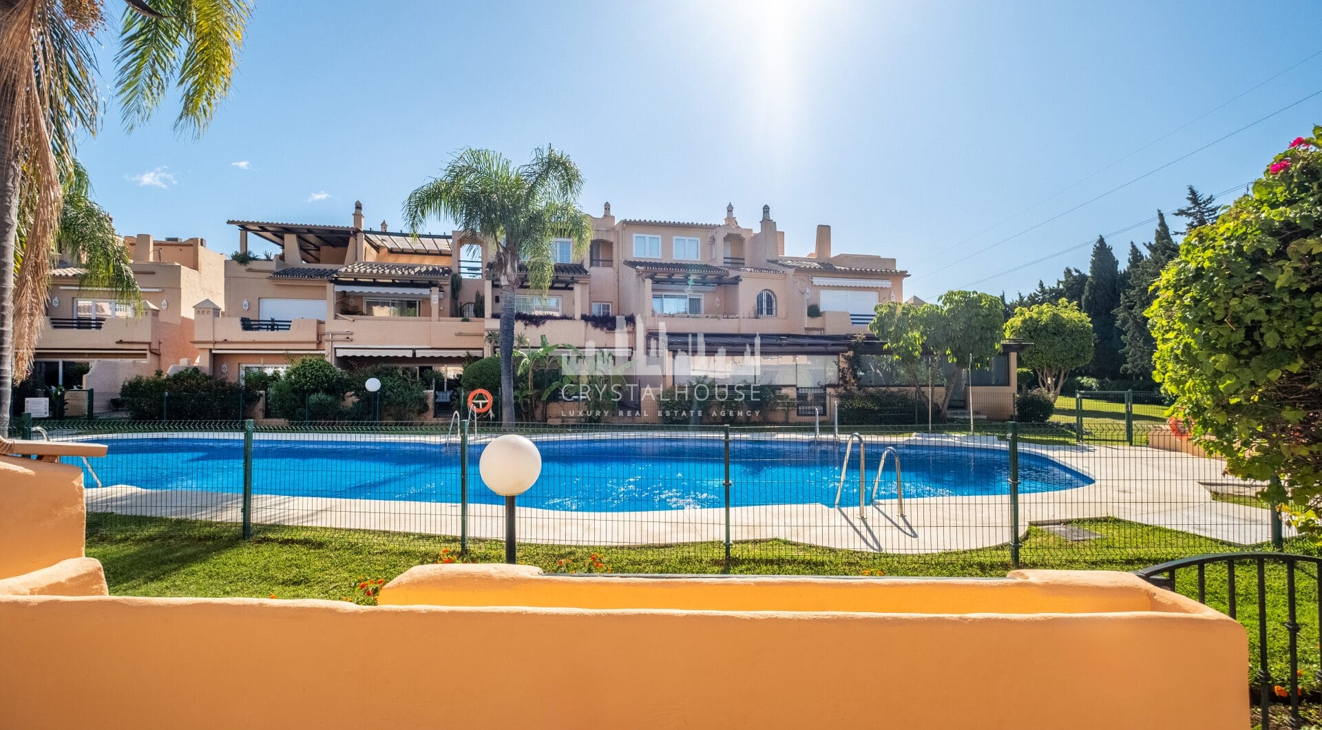 Spacious Townhouse in Oasis de Nagüeles with 4 Bedrooms and Garage – Potential for 5th Bedroom