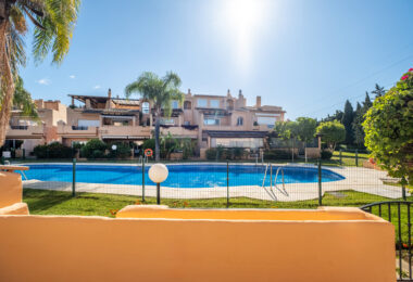 Spacious Townhouse in Oasis de Nagüeles with 4 Bedrooms and Garage – Potential for 5th Bedroom