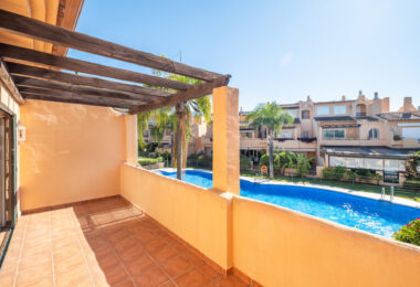 Spacious Townhouse in Oasis de Nagüeles with 4 Bedrooms and Garage – Potential for 5th Bedroom