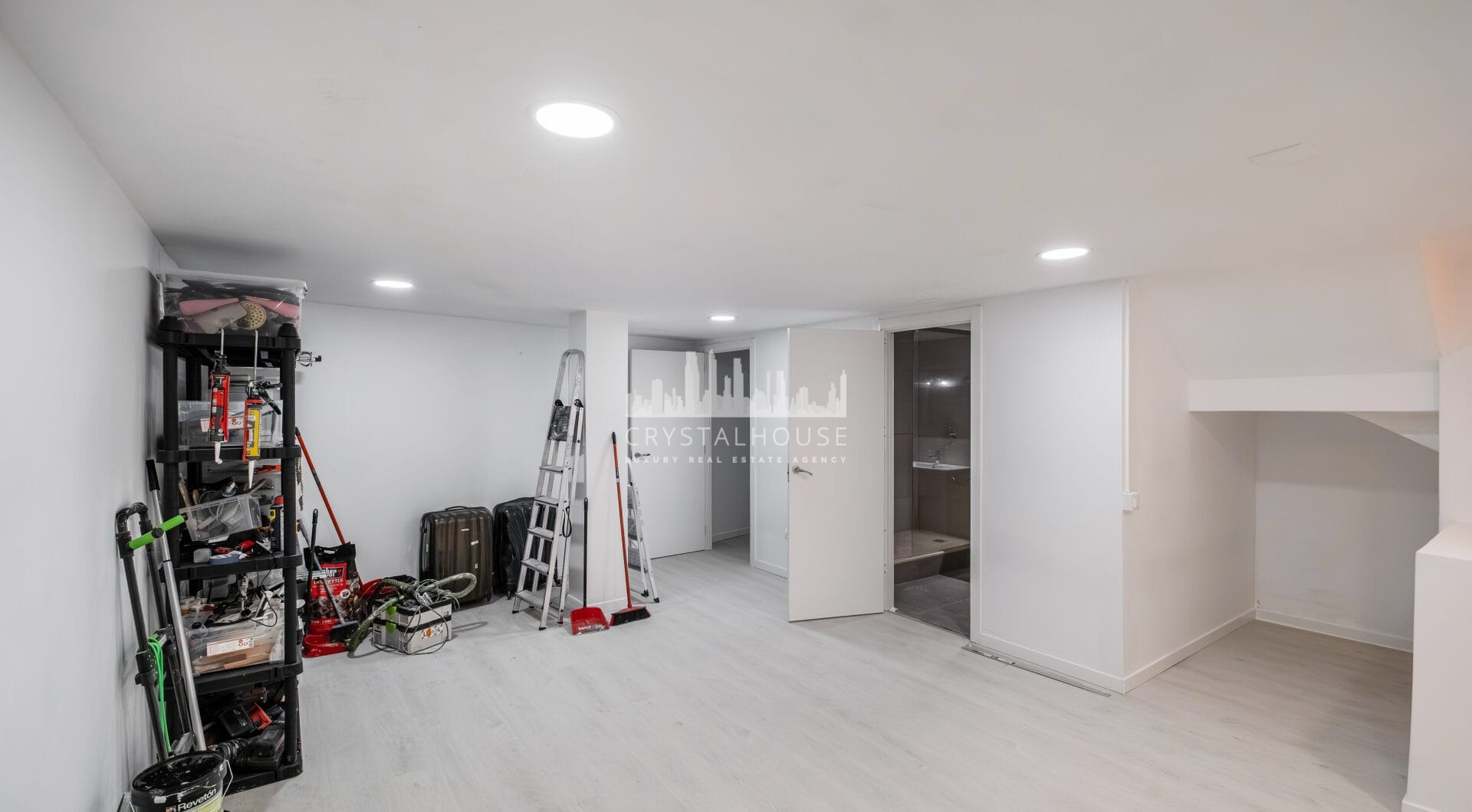 Spacious Townhouse in Oasis de Nagüeles with 4 Bedrooms and Garage – Potential for 5th Bedroom