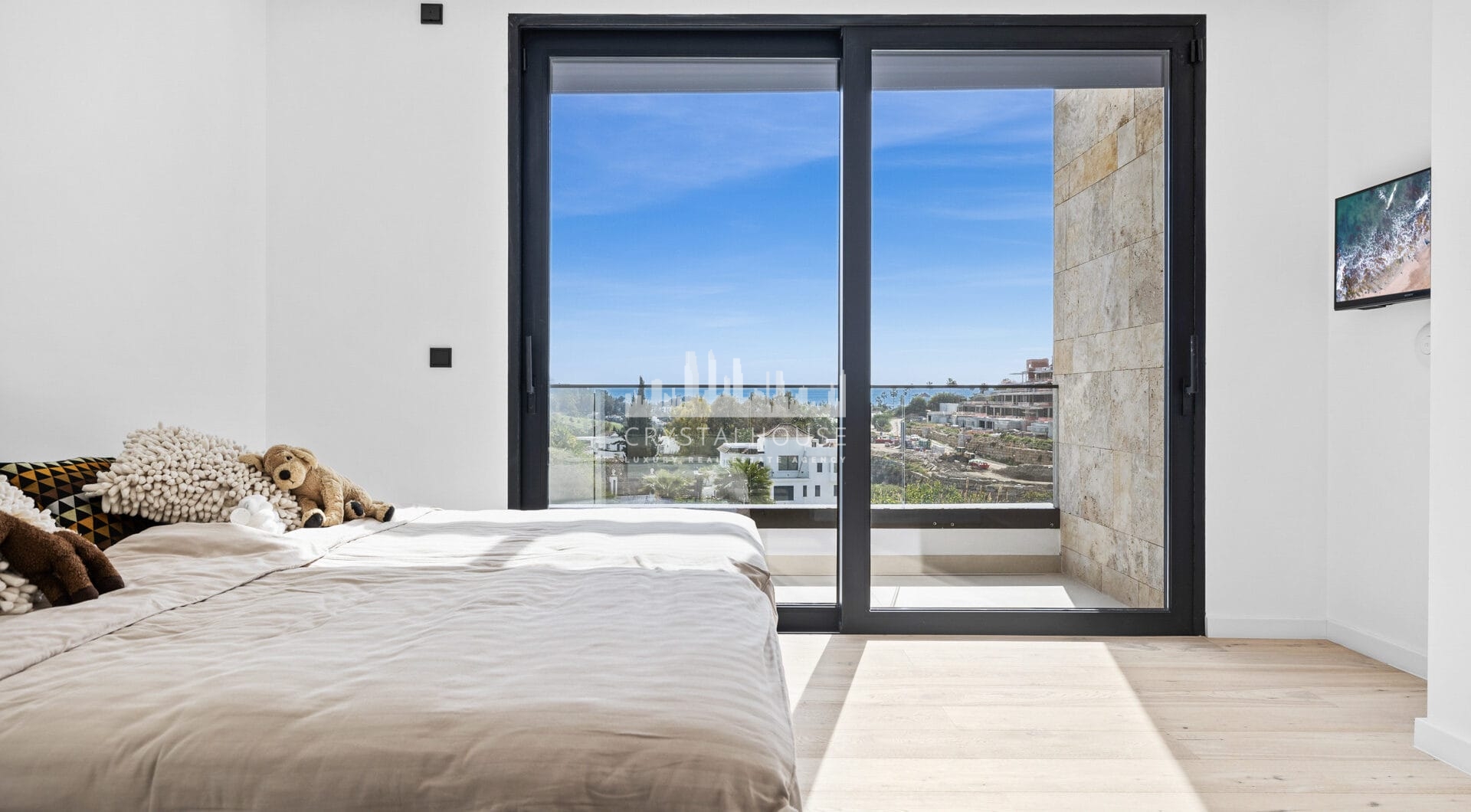 Exclusive Contemporary New Construction Villa in La Alqueria, Benahavís