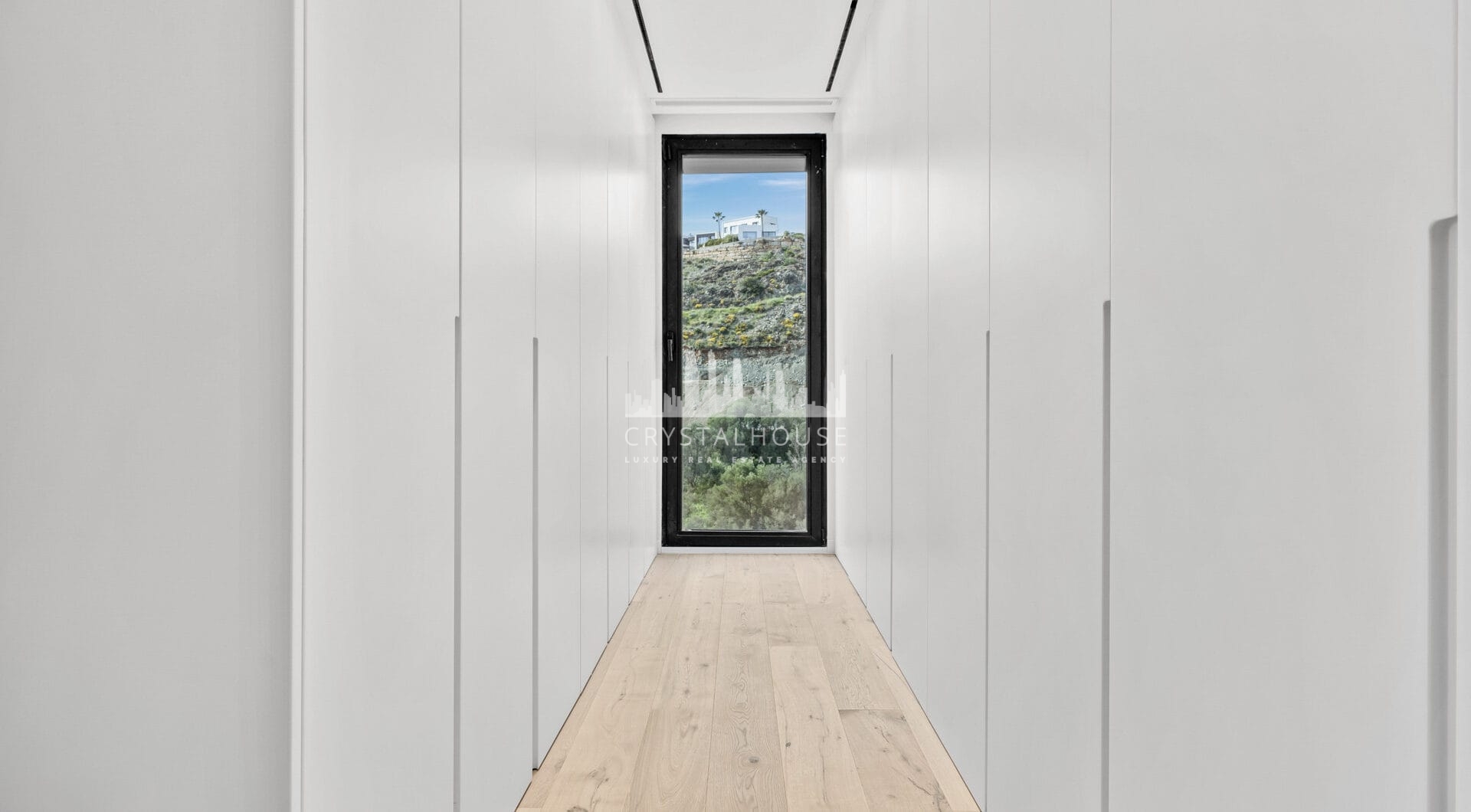 Exclusive Contemporary New Construction Villa in La Alqueria, Benahavís