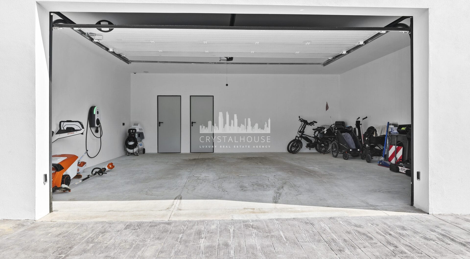 Exclusive Contemporary New Construction Villa in La Alqueria, Benahavís