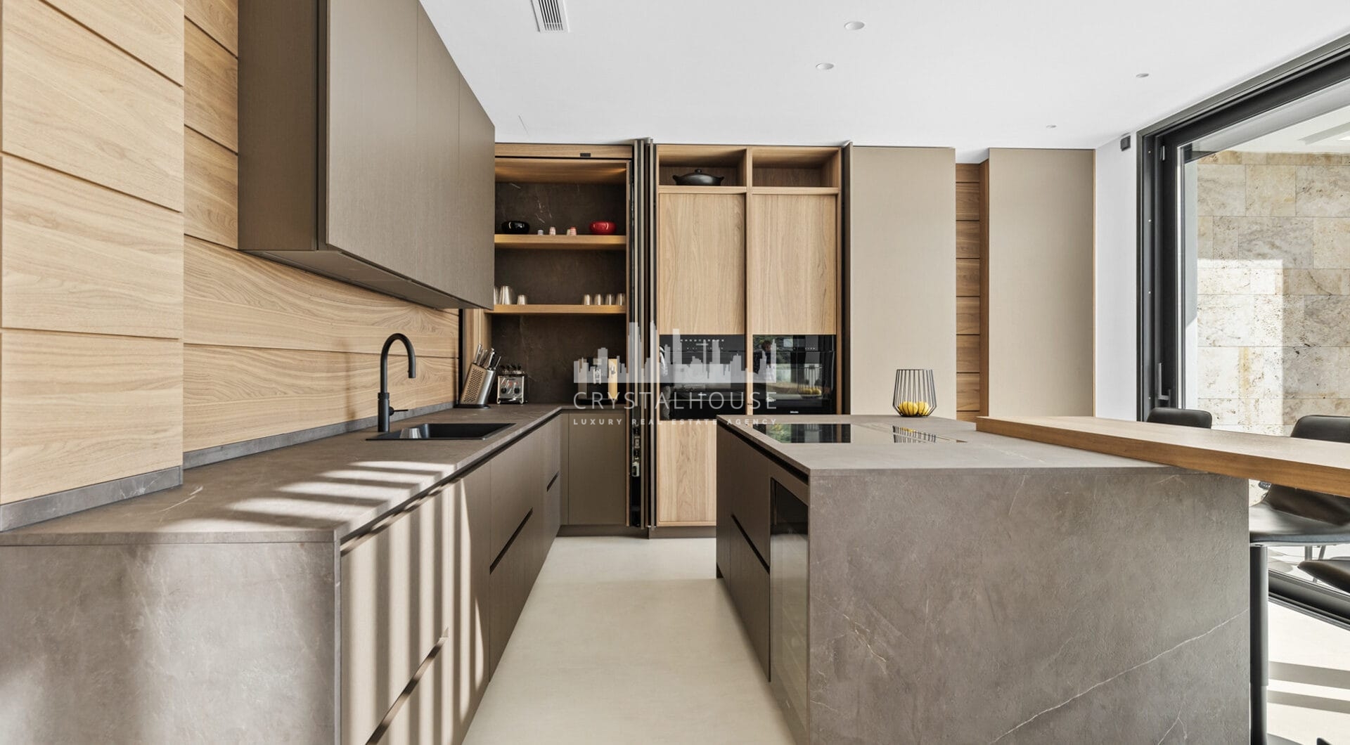 Exclusive Contemporary New Construction Villa in La Alqueria, Benahavís