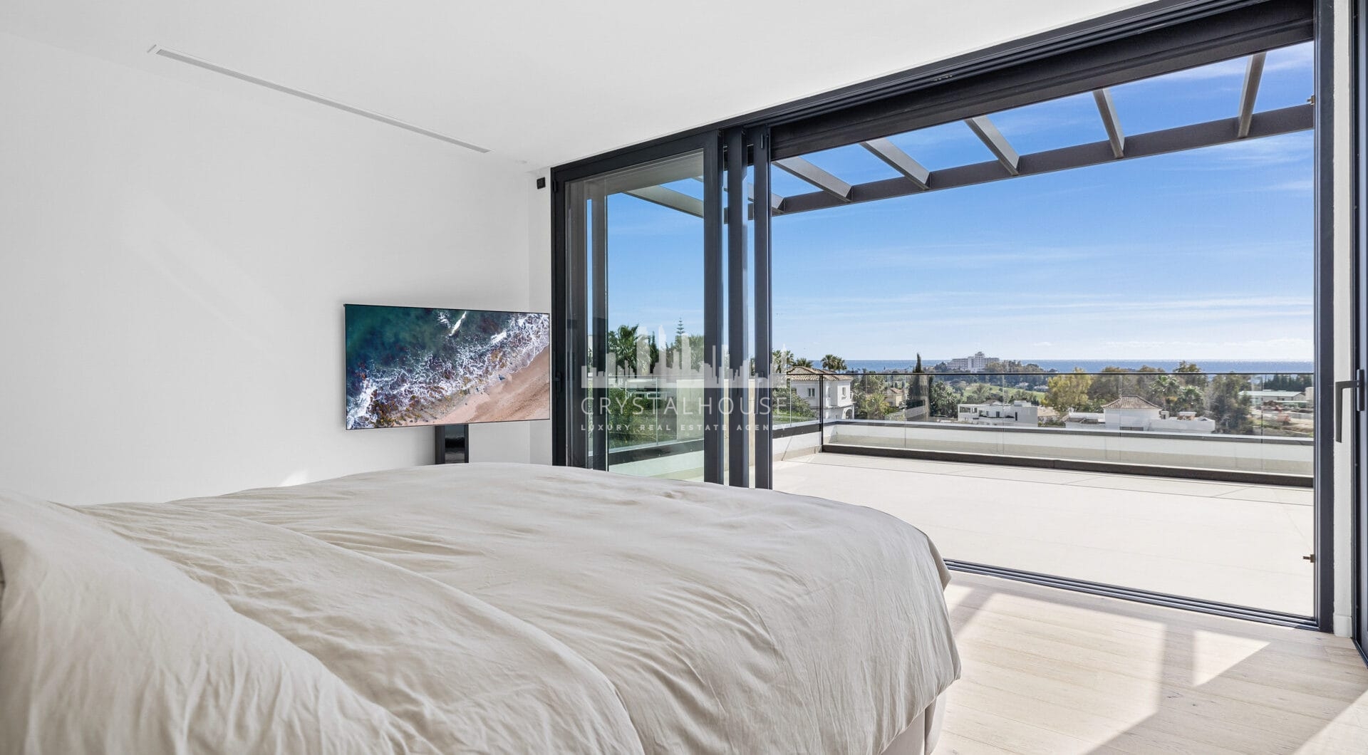 Exclusive Contemporary New Construction Villa in La Alqueria, Benahavís