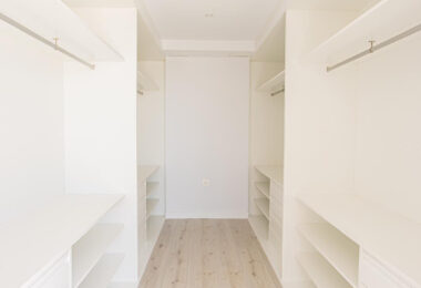 Renovated apartment with terrace and views, minutes from the beach in San Pedro.