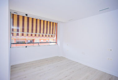 Renovated apartment with terrace and views, minutes from the beach in San Pedro.