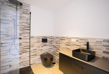Renovated apartment with terrace and views, minutes from the beach in San Pedro.