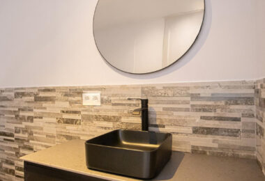 Renovated apartment with terrace and views, minutes from the beach in San Pedro.