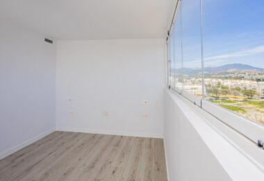 Renovated apartment with terrace and views, minutes from the beach in San Pedro.
