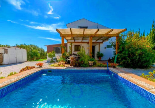 Dreaming property with sea views
