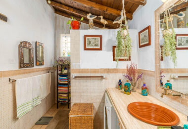 Dreaming property with sea views