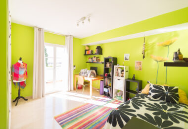 Traditional villa in Valdeolletas. Large house with a lot of potential