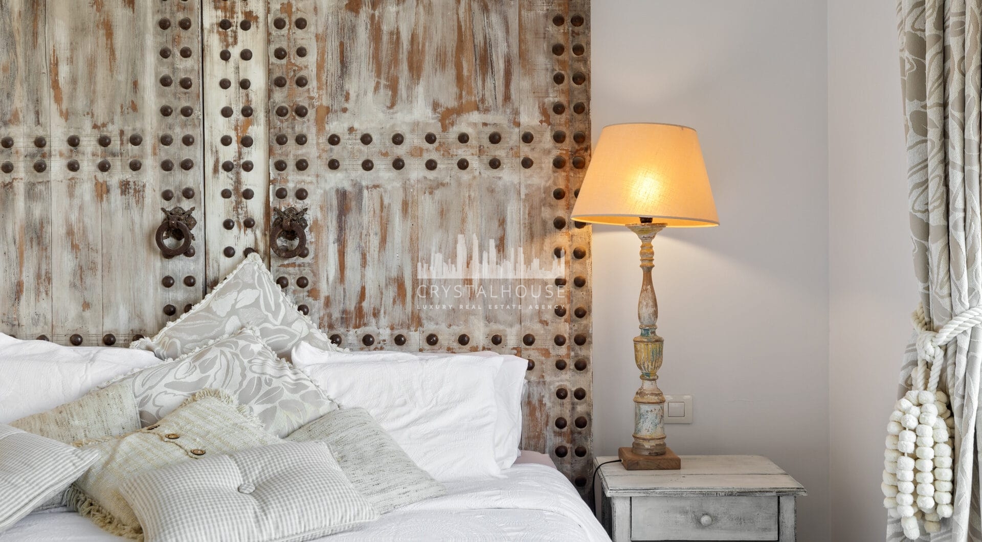 Elegant and spacious Villa in Paraíso Hills, Estepona – Coastal views and Exclusive amenities
