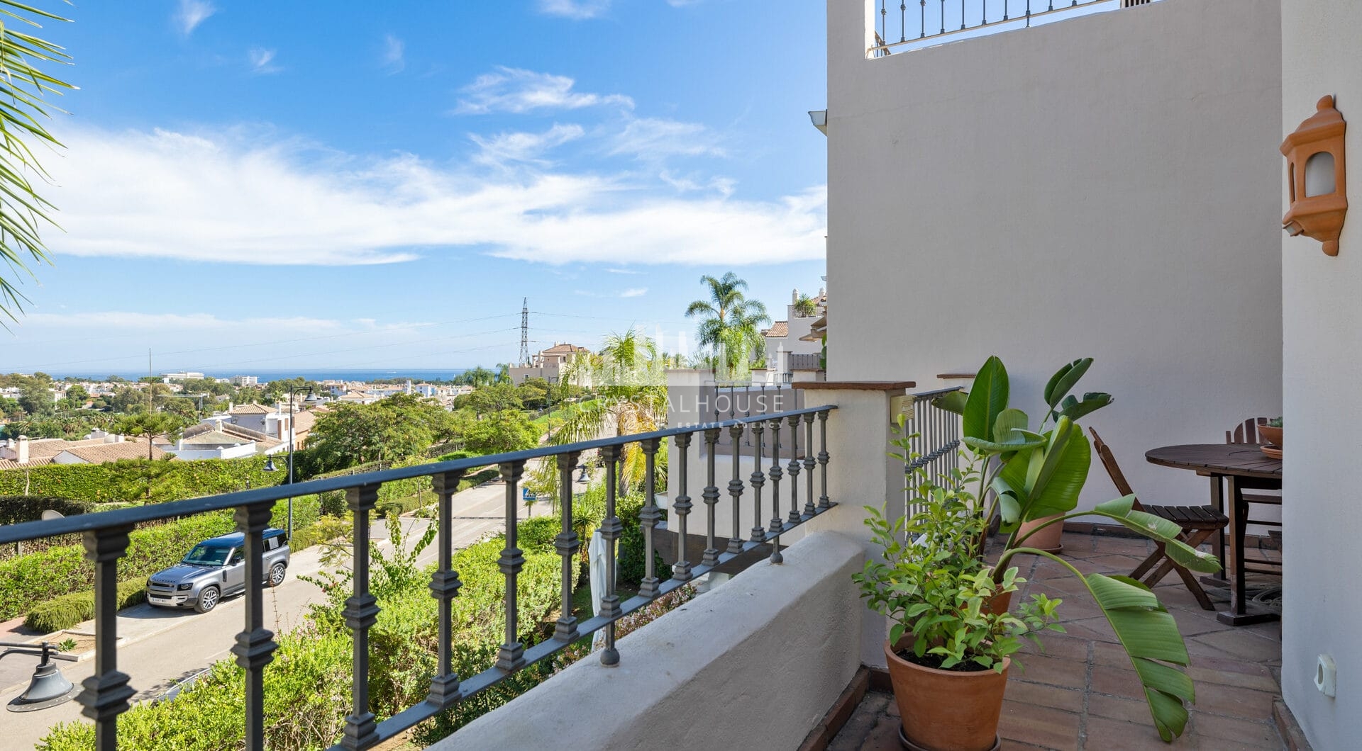 Elegant and spacious Villa in Paraíso Hills, Estepona – Coastal views and Exclusive amenities