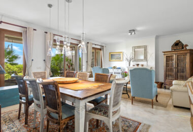 Elegant and spacious Villa in Paraíso Hills, Estepona – Coastal views and Exclusive amenities