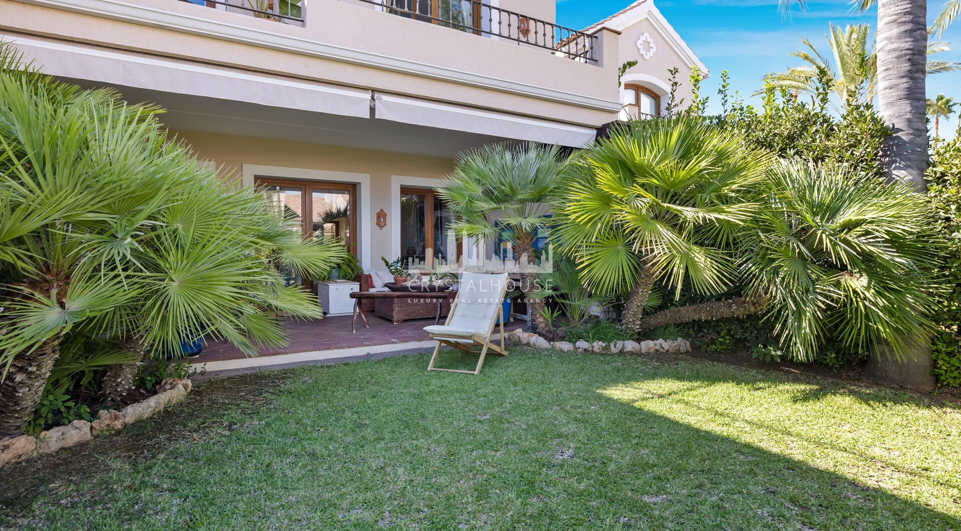 Elegant and spacious Villa in Paraíso Hills, Estepona – Coastal views and Exclusive amenities